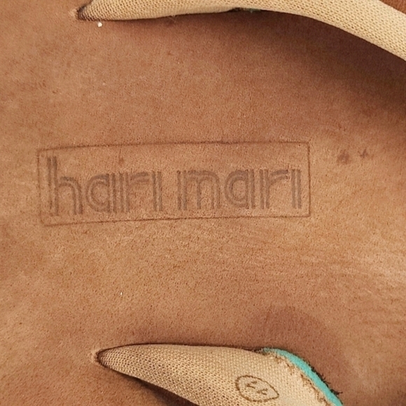 Hari Mari Women's en's Brown Fields Leather Flip Flops Sandals  Size 11 - Picture 6 of 7